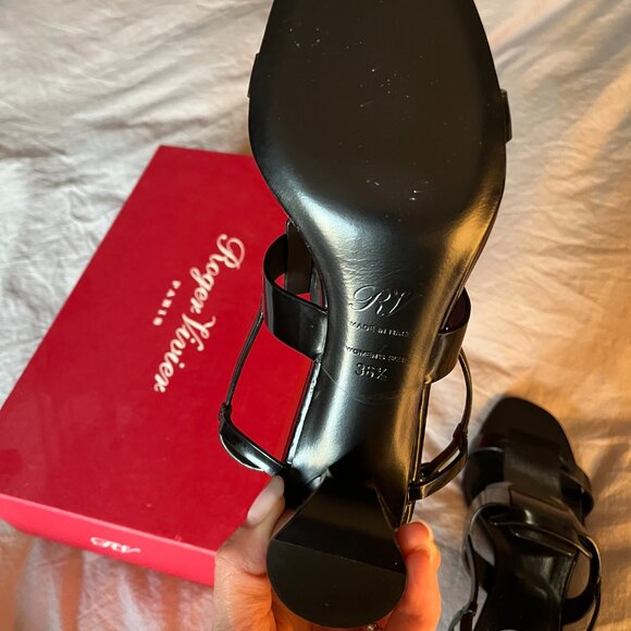 Roger Vivier Shoes (6.5) - Picture 3 of 3